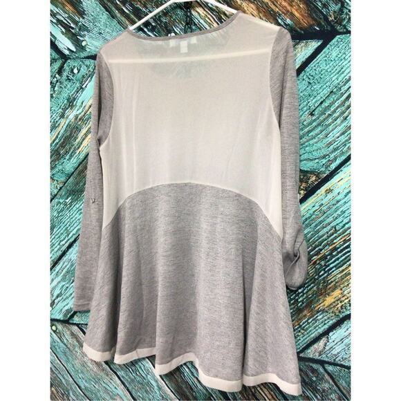 She + Sky Tunic Top Knit Top with Semi Sheer Back Panel Size Small Gray / Beige - Picture 12 of 12